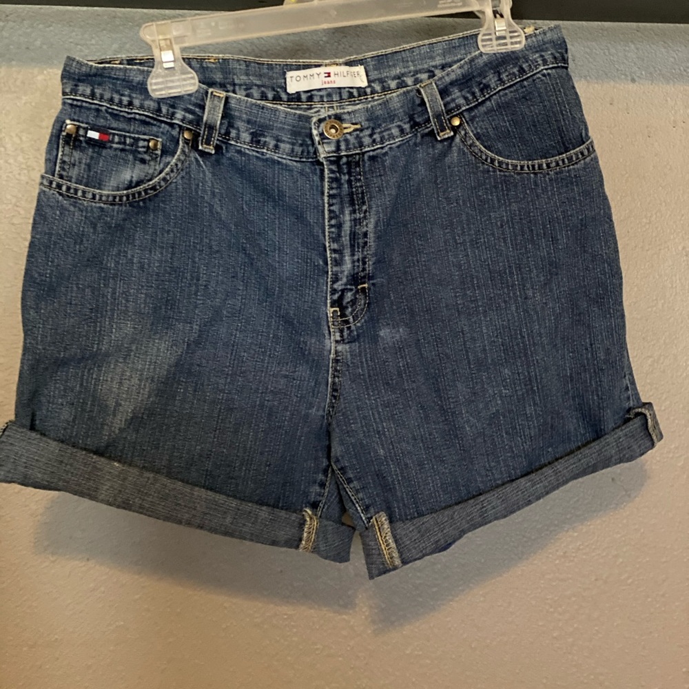 VINTAGE Tommy Hilfiger Shorts